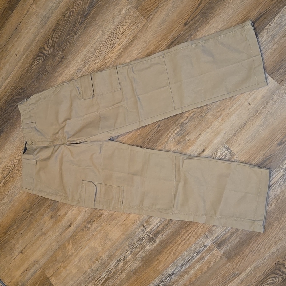 NWOT Dickies Flex Cargo Pants